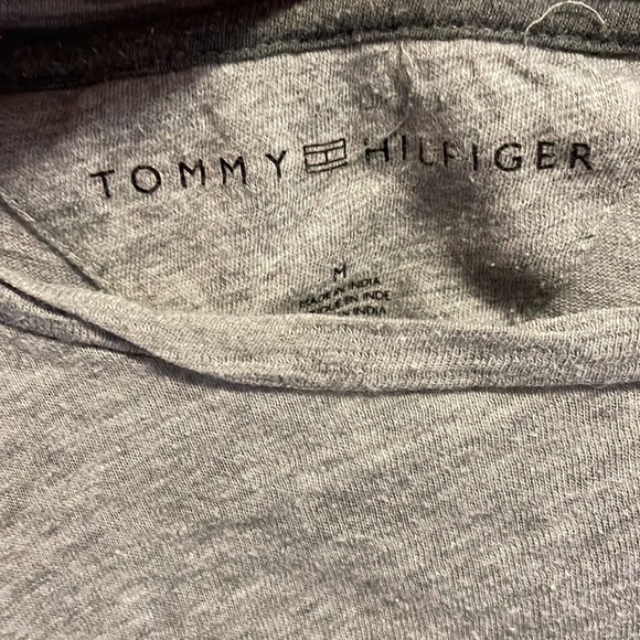 Tommy Hilfiger top - Picture 2 of 2